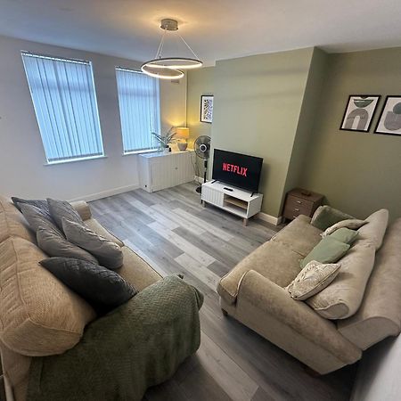Mmc Serviced Accommodation 레이 외부 사진