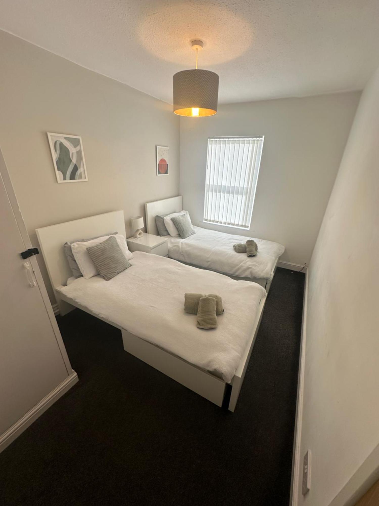 Mmc Serviced Accommodation 레이 외부 사진
